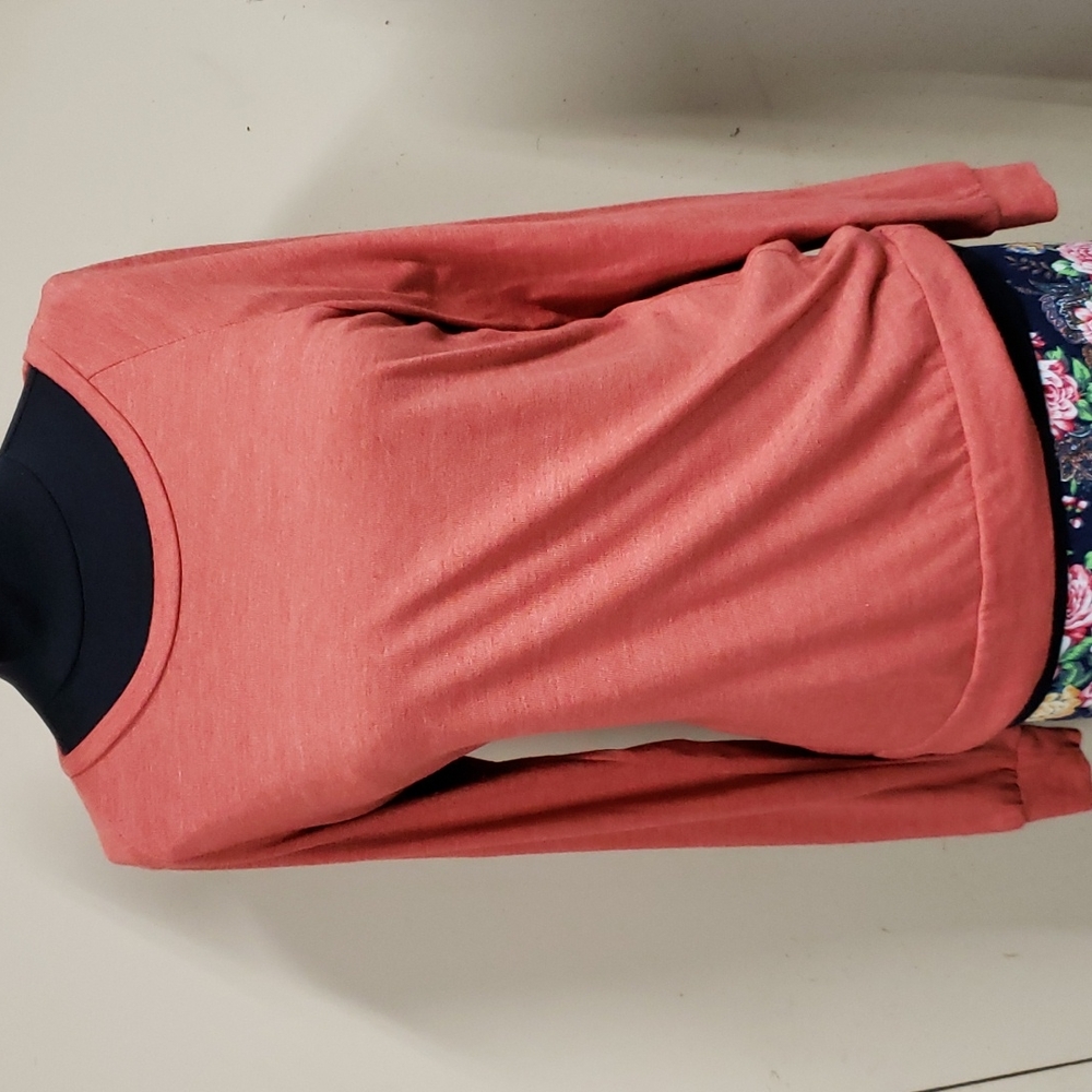 !!3 FOR $25 -- Alternative Earth slouchy eco-jersey pullover